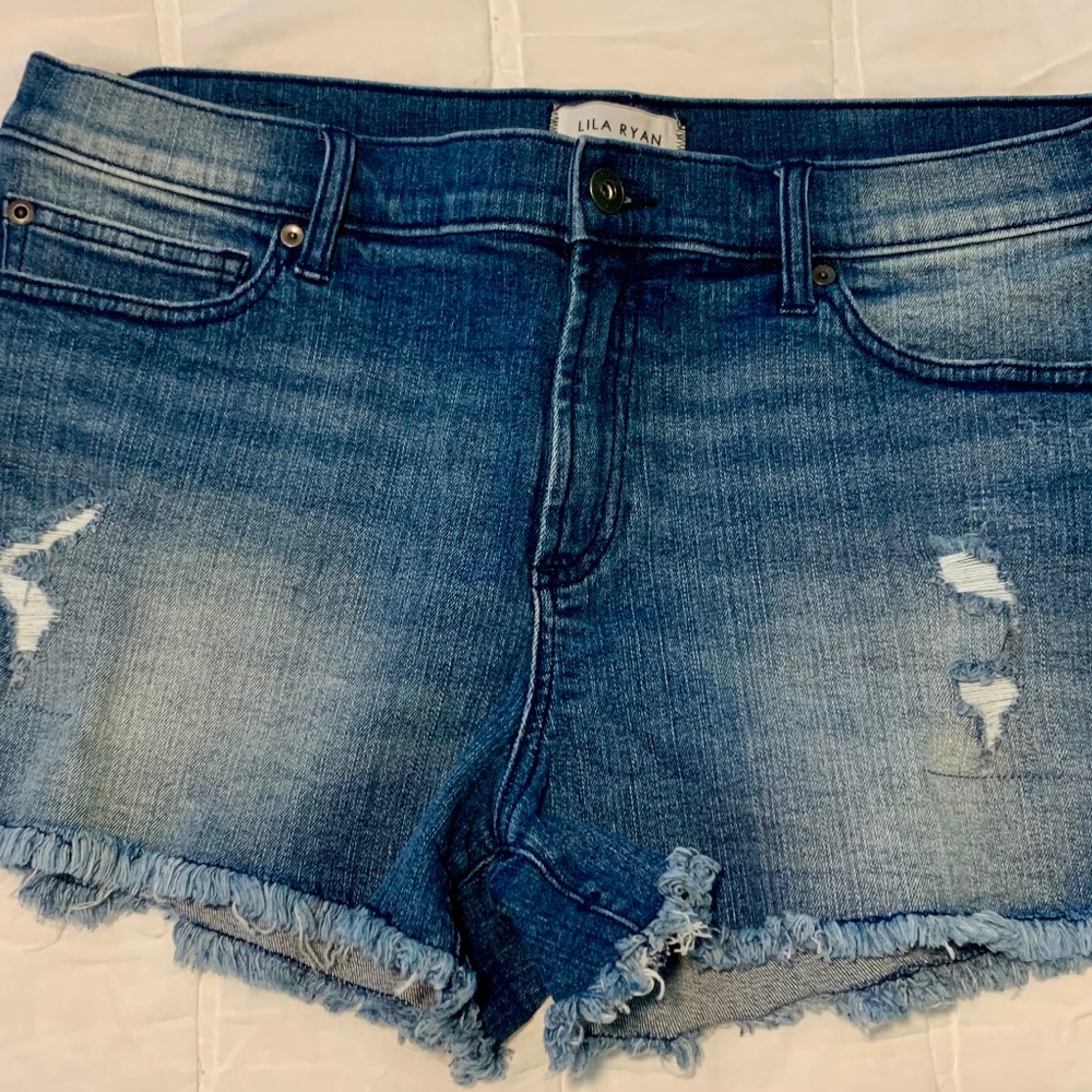 Lila Ryan Travis Distressed Fray Hem Shorts